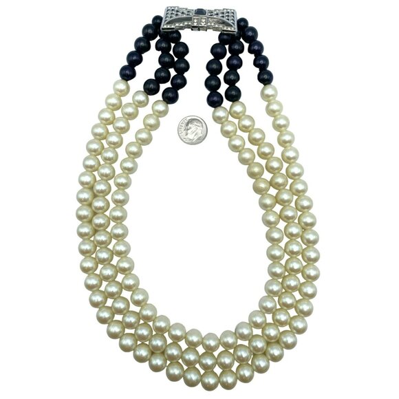 Vintage Givenchy Faux Pearl Black Bead Rhinestone Necklace Art Deco Style Clasp - Picture 10 of 10